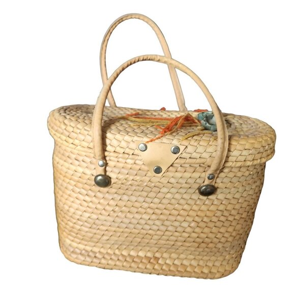 Vintage 60s 70 Woven Straw Raffia Beach Tote Market Bag Purse Yarn Floral Basket - Picture 4 of 16